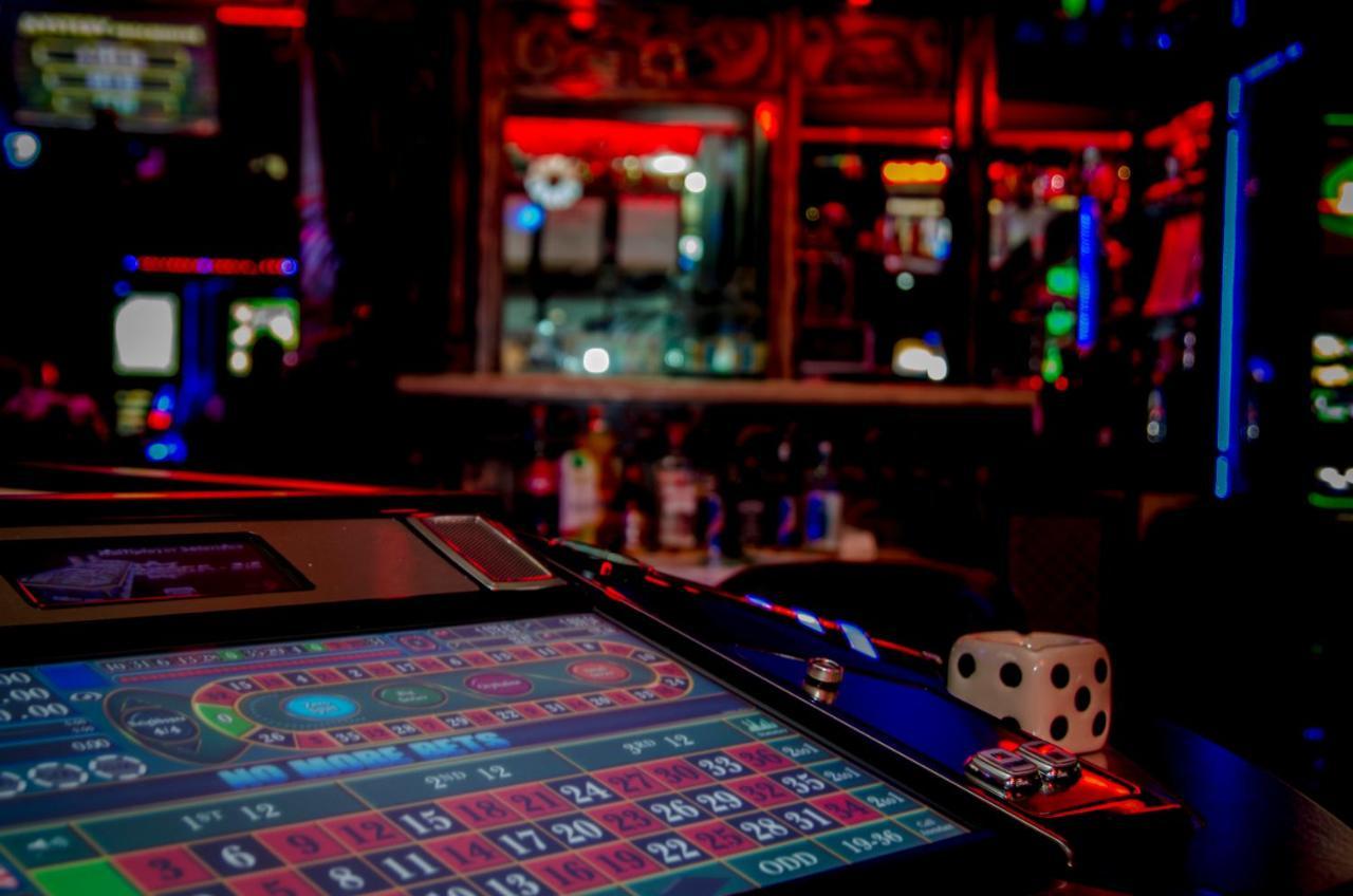 Anadolu Star Hotel & Casino Батуми Экстерьер фото
