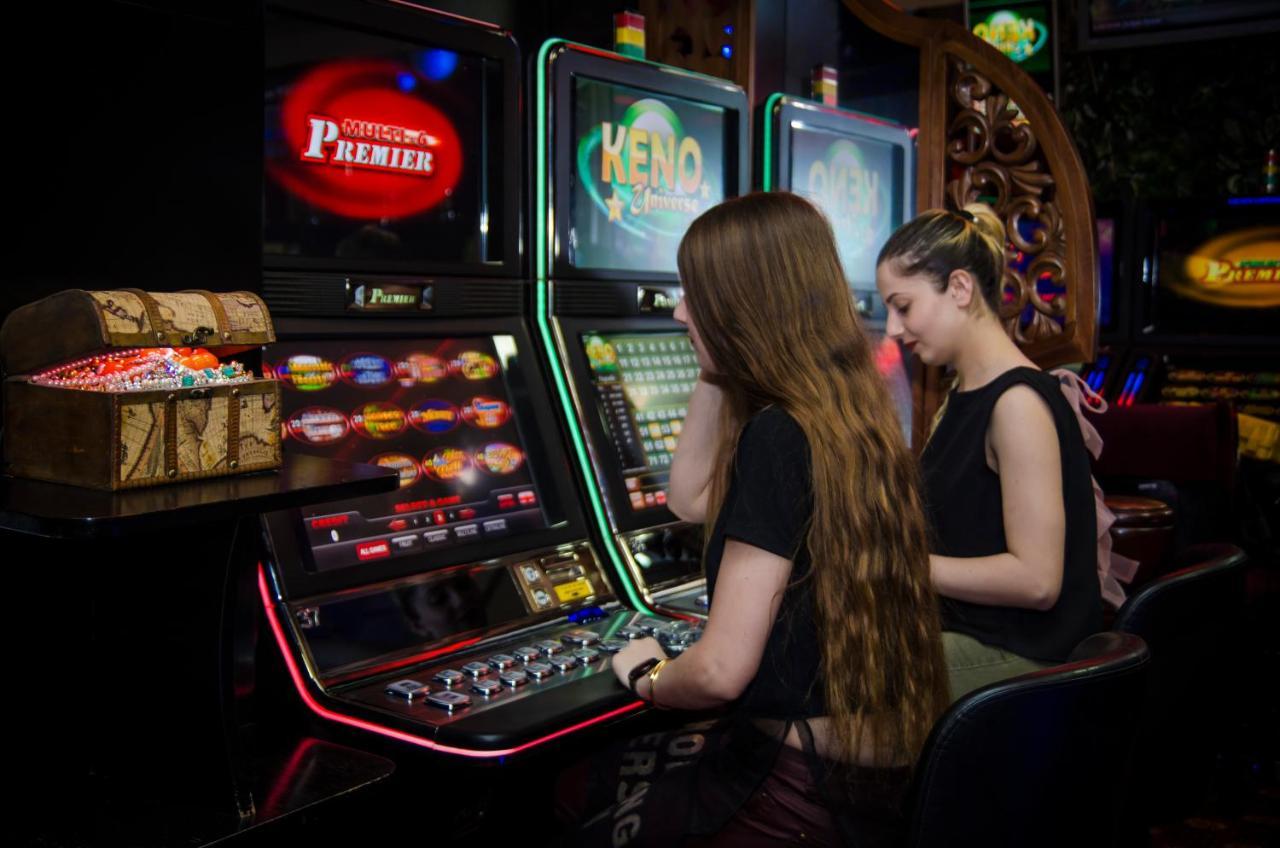 Anadolu Star Hotel & Casino Батуми Экстерьер фото